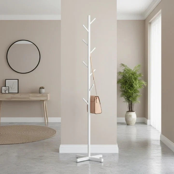 Pourquoi choisir un porte-manteau sur pied quand on ne peut pas percer les murs ? Image