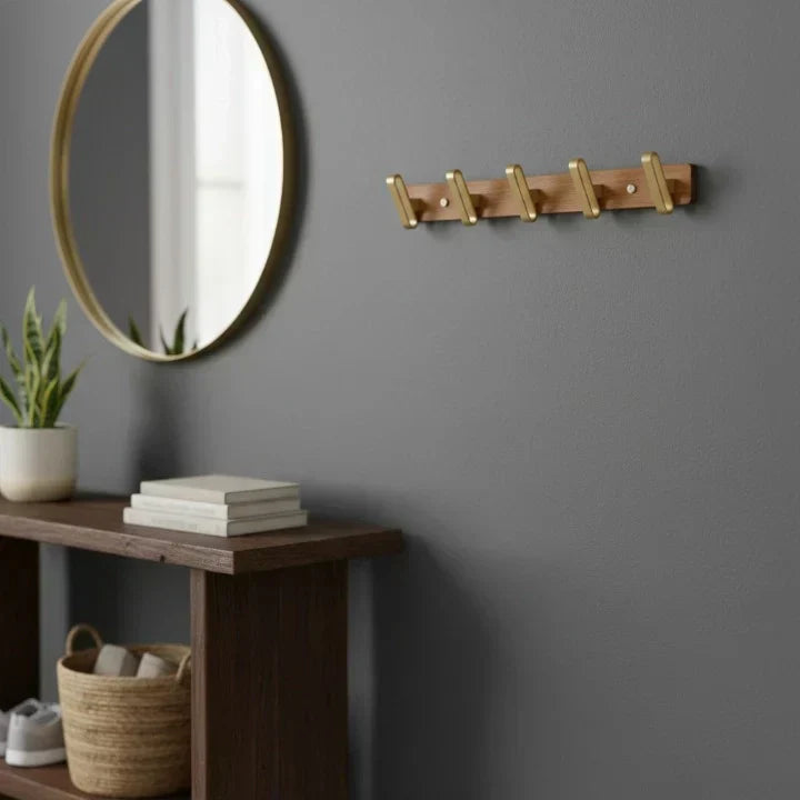 Comment fixer un porte-manteau sans percer ? Image