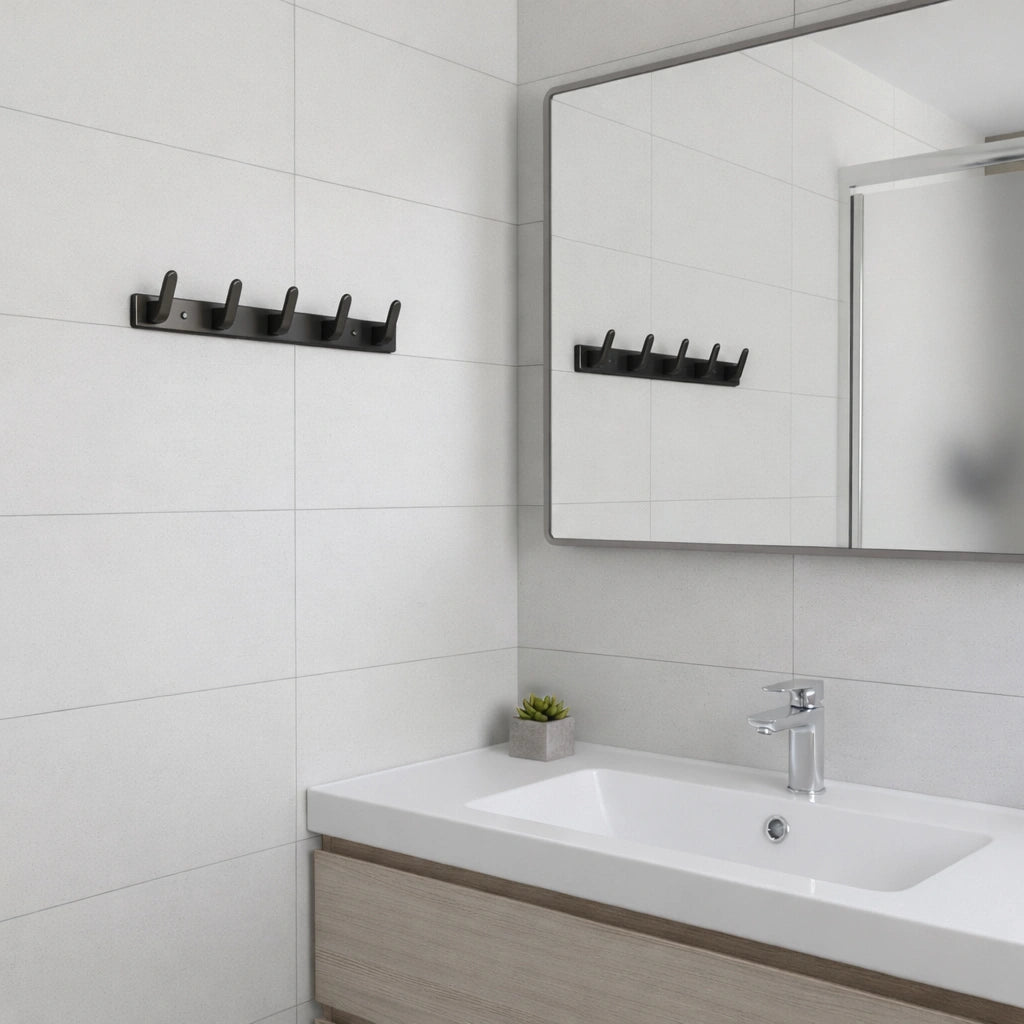 Porte-Manteau Mural Salle de Bain Design