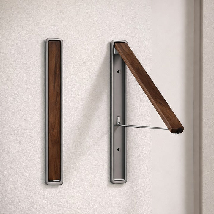 Deux Porte-Manteau Mural Design a Cintre Bois Marron et Gris