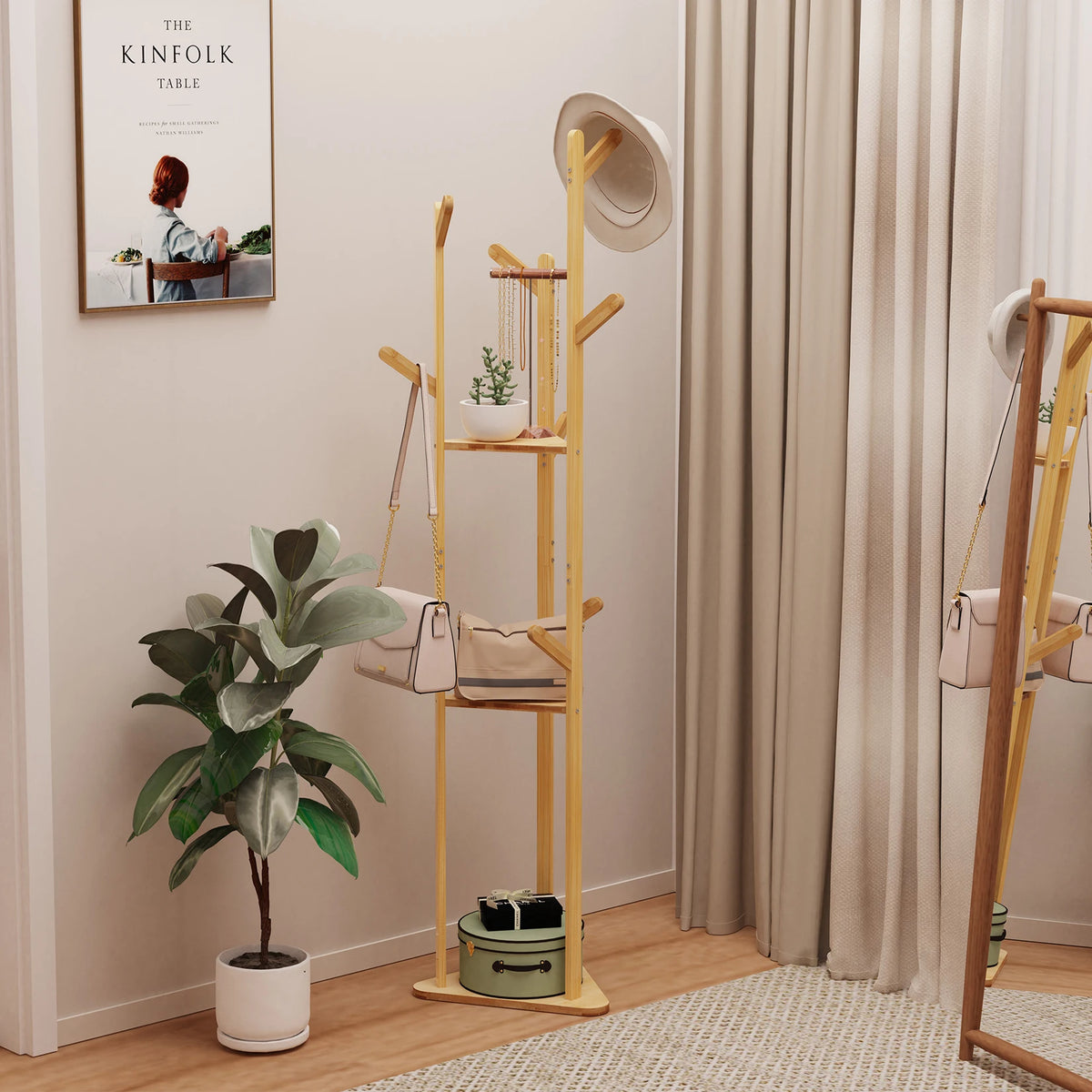 Porte-Manteau Arbre en Bois dans un salon 