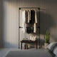 Porte-Manteau Dressing 2 Rails  dans un chambre