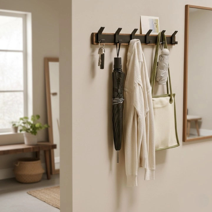Porte-Manteau Mural Noir en Bois Image