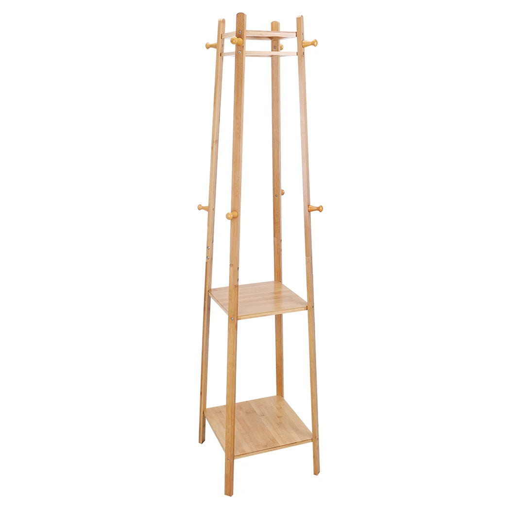 Porte-Manteau en Bois avec Rangements sur fond Blanc